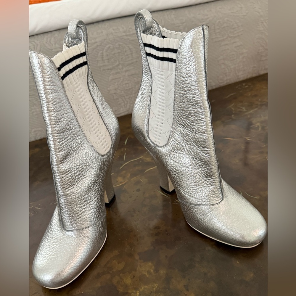 Fendi Chelsea silver leather sock booties size 37 EUC - Picture 10 of 14